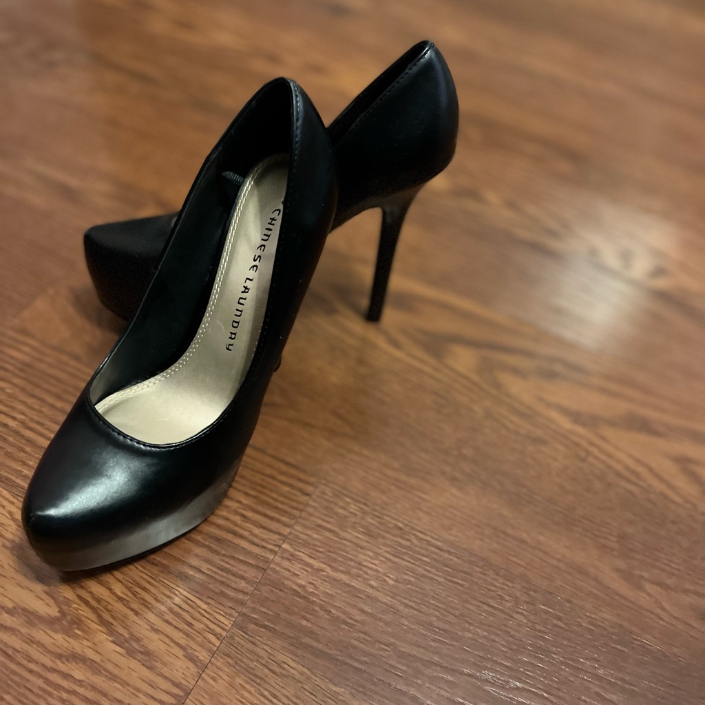 Blacks Heels